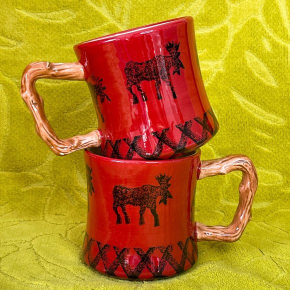 Woolrich Cabin Fever by ZRIKE 2 Ceramic Mugs Hand Painted Red Cottage Holiday - Picture 1 of 11